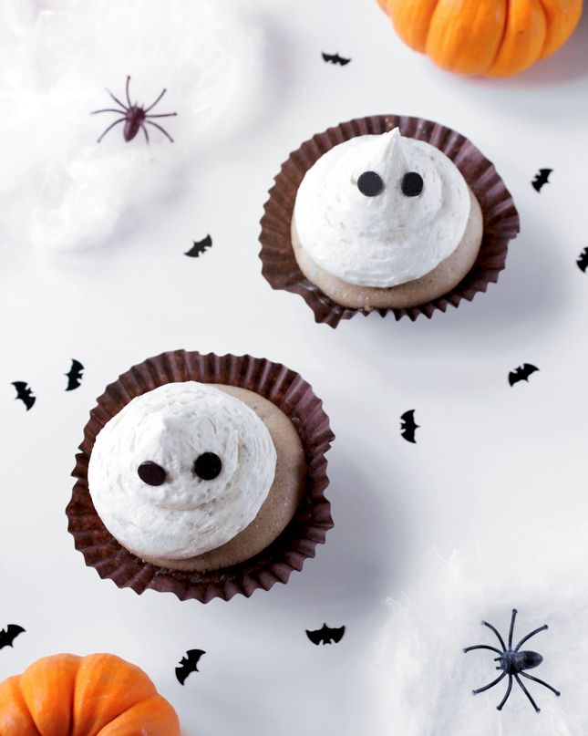  photo halloween-ghost-cupcakes_zps8d245f8d.jpg