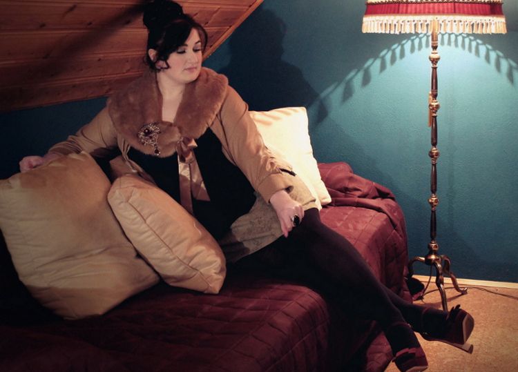 photo asosjacketfauxfurcollarwithbrooch4_zps12050bd7.jpg