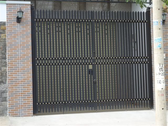 Cửa sắt,nhôm kính,lan can,mái che hàng rào,vách ngăn,inox.Ngọc Quốc:giá tốt nhất 5s - 27