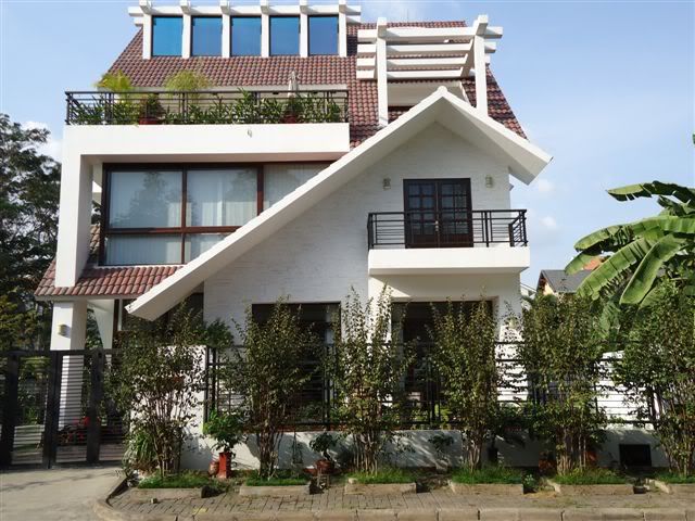 Cửa sắt,nhôm kính,lan can,mái che hàng rào,vách ngăn,inox.Ngọc Quốc:giá tốt nhất 5s - 6