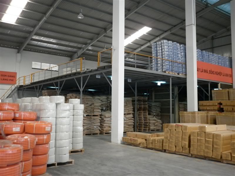 Cửa sắt,nhôm kính,lan can,mái che hàng rào,vách ngăn,inox.Ngọc Quốc:giá tốt nhất 5s - 38