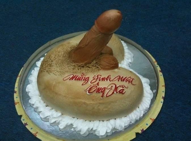funny-sexy-pictures-cake.jpg